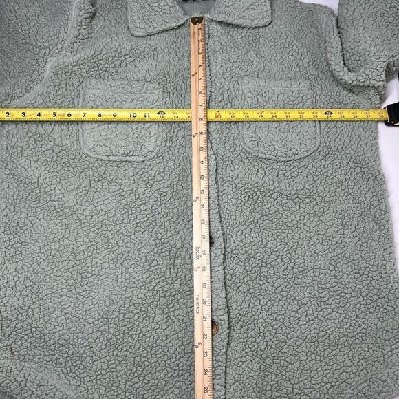New Look Green Sherpa Jacket Sage 2 Front Pockets Buttoned Long Sleeve Size 1X - Picture 6 of 10